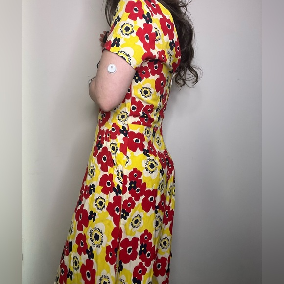 Pretty Vacant Floral Retro Swing Dress Size 12 Yellow and Red - Picture 3 of 15